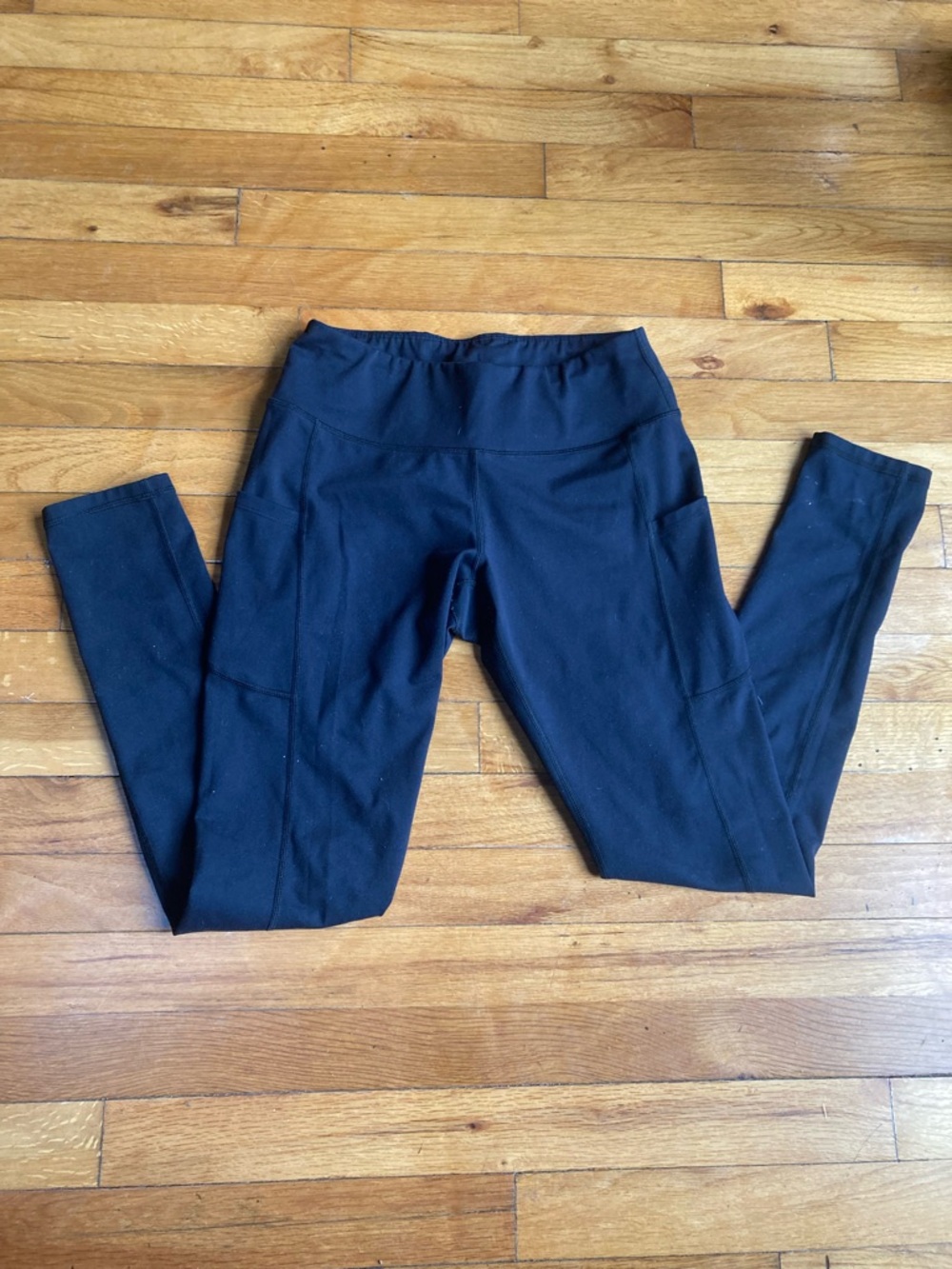 Black High-Waist Pocket Leggings